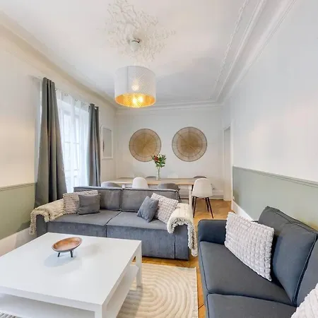 Апартаменты « la Cour Royale » Prestigieux A 50m Du Chateau De