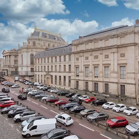« la Cour Royale » Prestigieux A 50m Du Chateau De